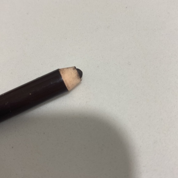 Glossier eye pencil in shade brack - Picture 7 of 7